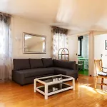 Elegante Bilocale Con Postazione Lavoro San Babila
