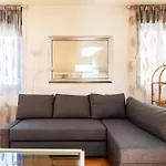 Elegante Bilocale Con Postazione Lavoro San Babila