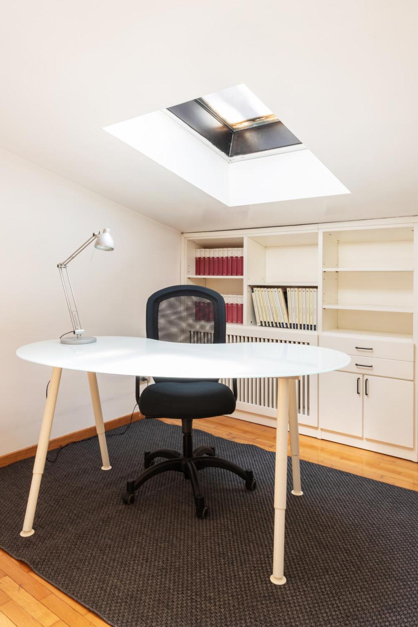 Apartment Elegante Bilocale Con Postazione Lavoro San Babila *